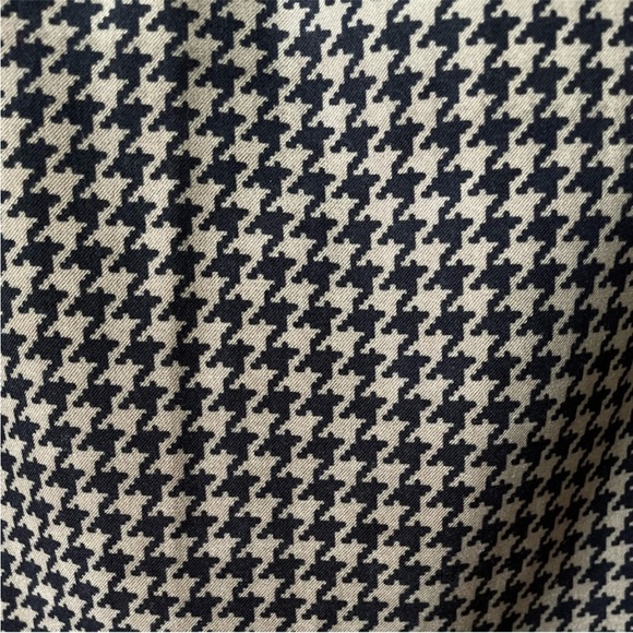 🚨3X$30🚨 Houndstooth skirt - Picture 6 of 10